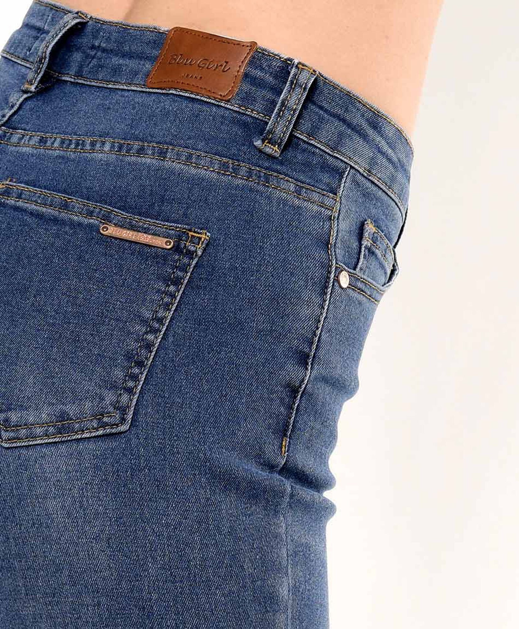 Jeans mujer cinturón flare Jeans mujer cinturón flare