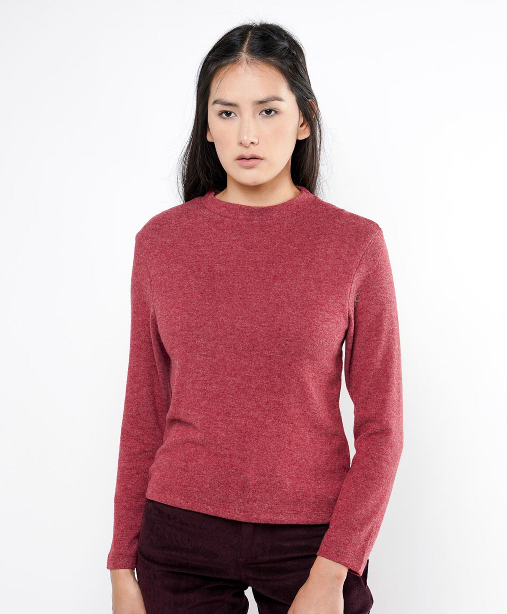 Polera mujer estilo tejida roja Polera mujer estilo tejida roja
