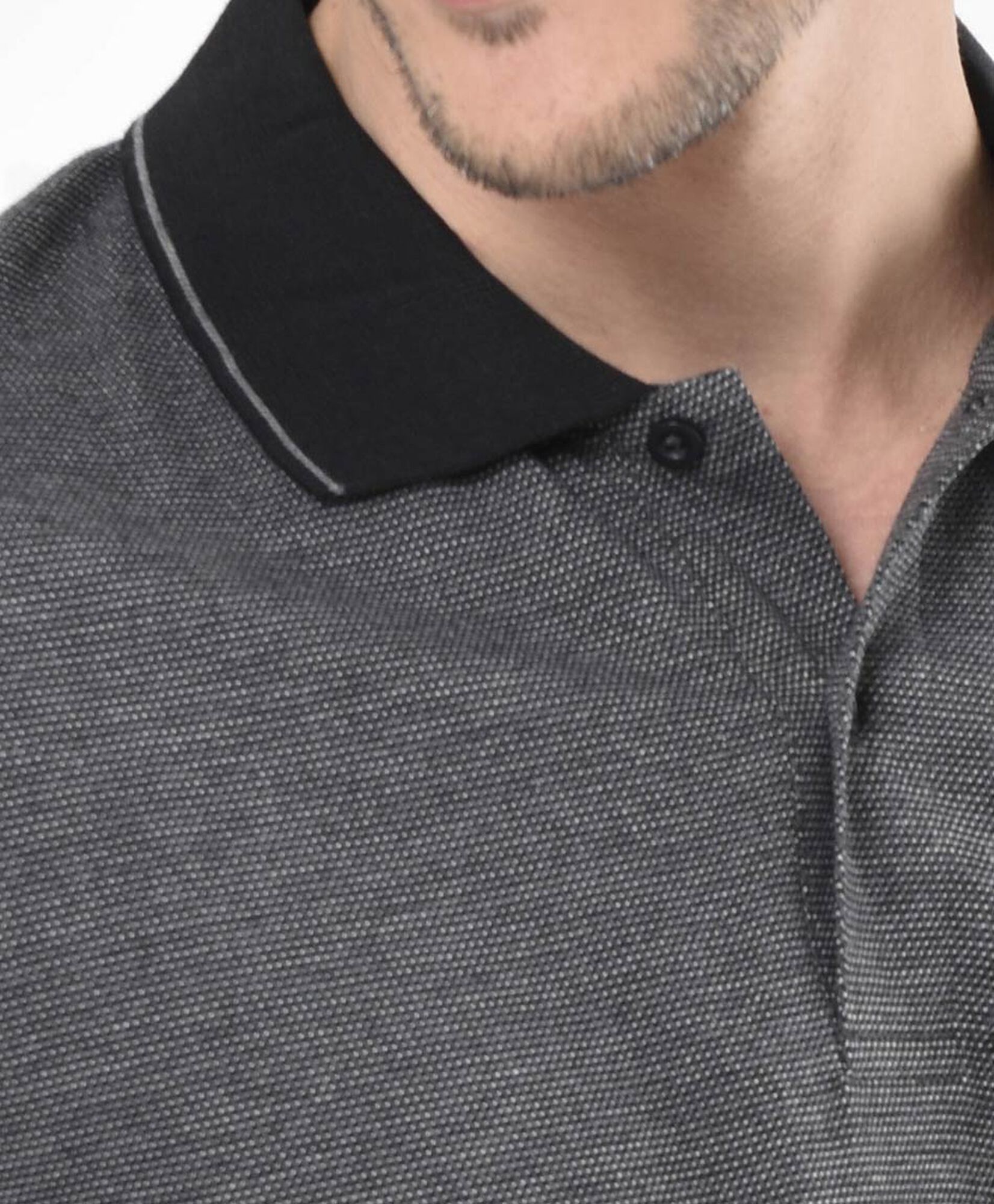 Polera hombre puntitos cuello piqué Polera hombre puntitos cuello piqué