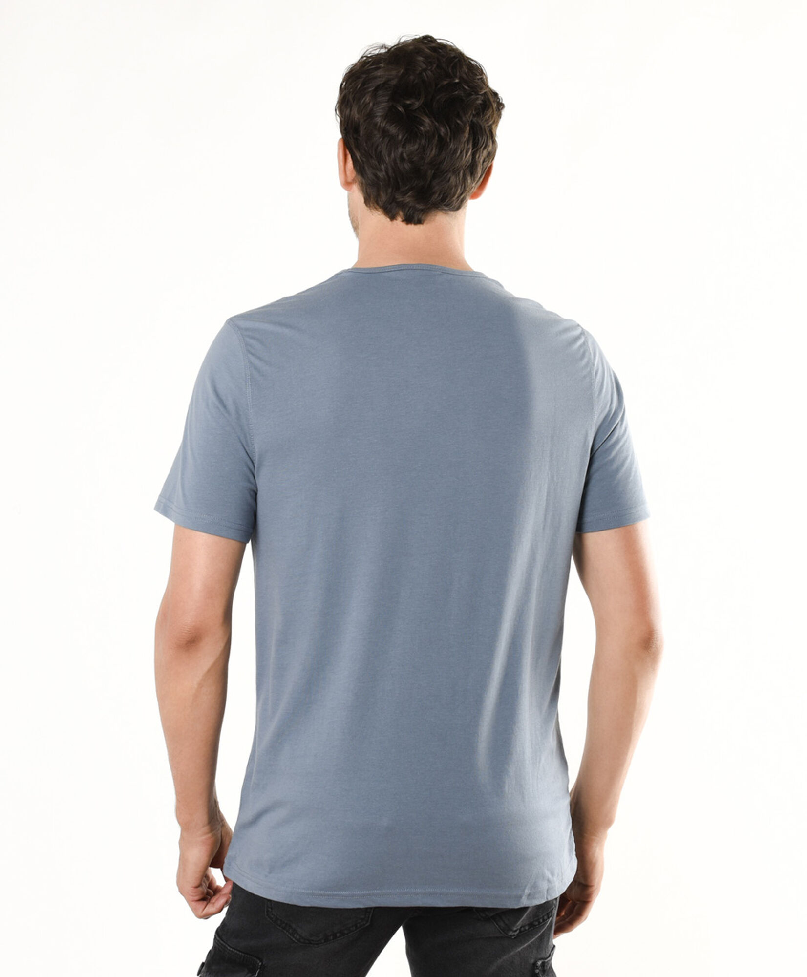 Polera hombre lisa colores parche Polera hombre lisa colores parche