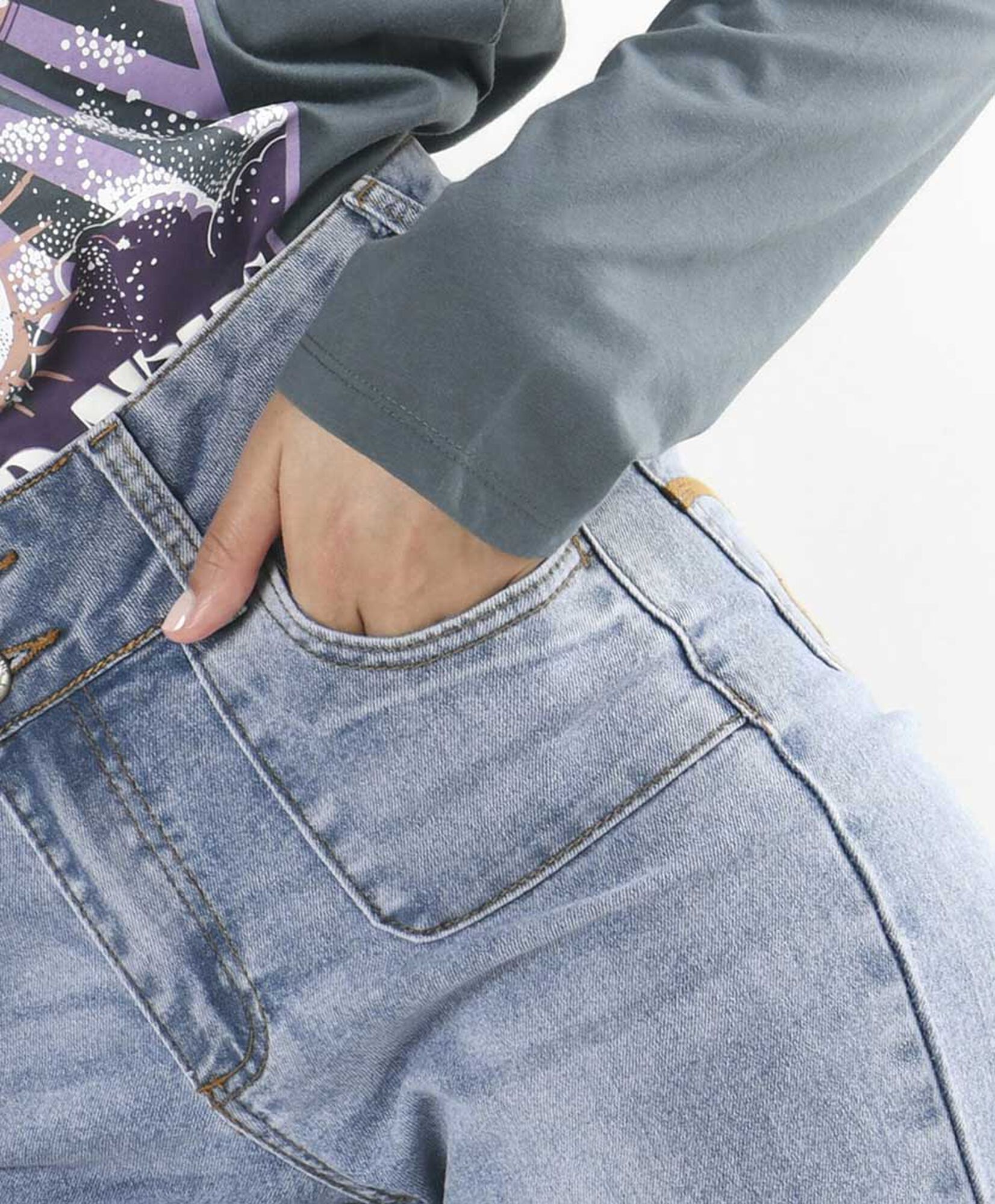 Jeans mujer bolsillo cuadrado flare Jeans mujer bolsillo cuadrado flare