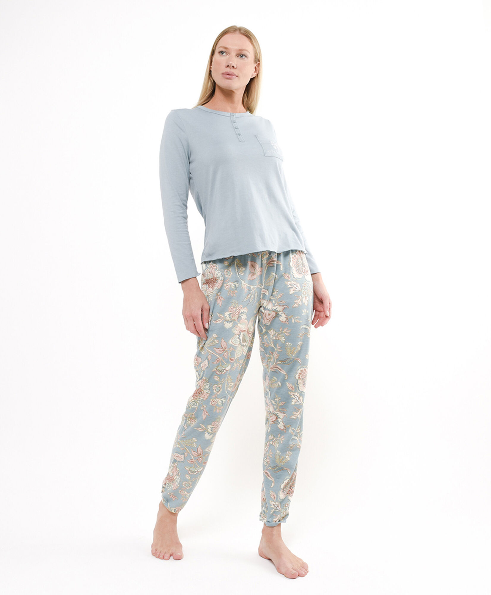 Pijama mujer floreado bolsillo Pijama mujer floreado bolsillo