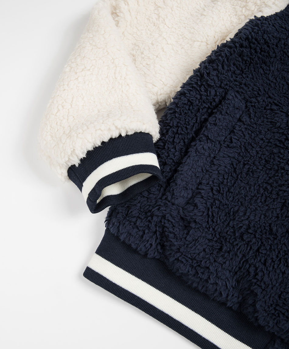 Chaqueta ni&ntilde;o letra c sherpas blue