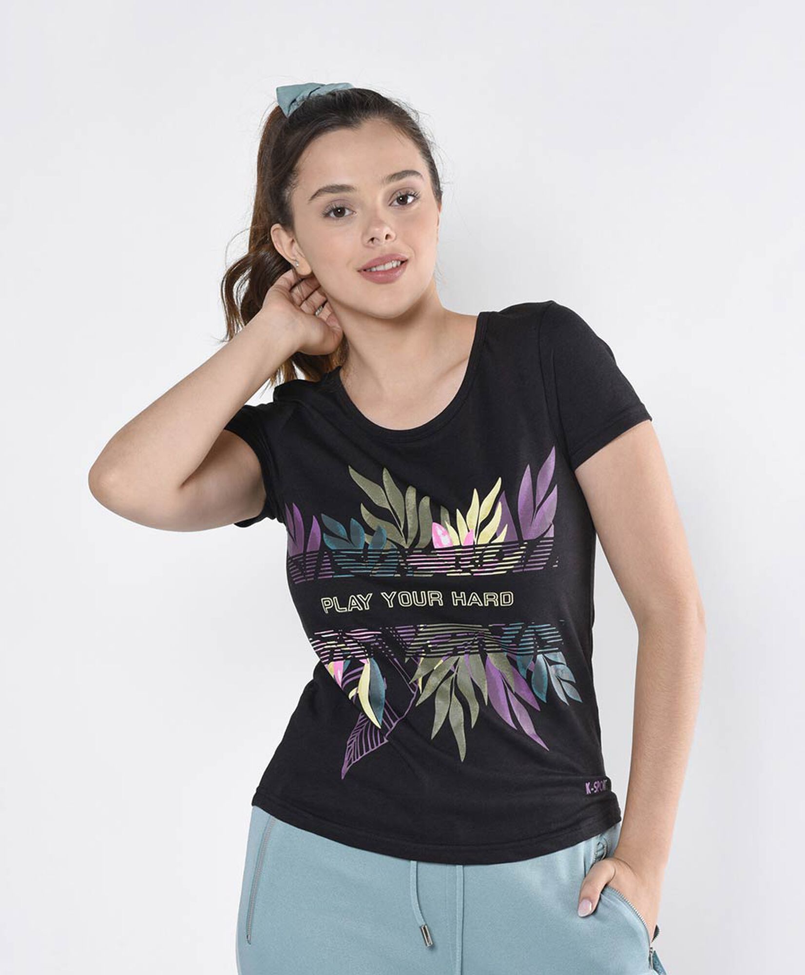 Polera deportiva mujer escote en espalda Polera deportiva mujer escote en espalda