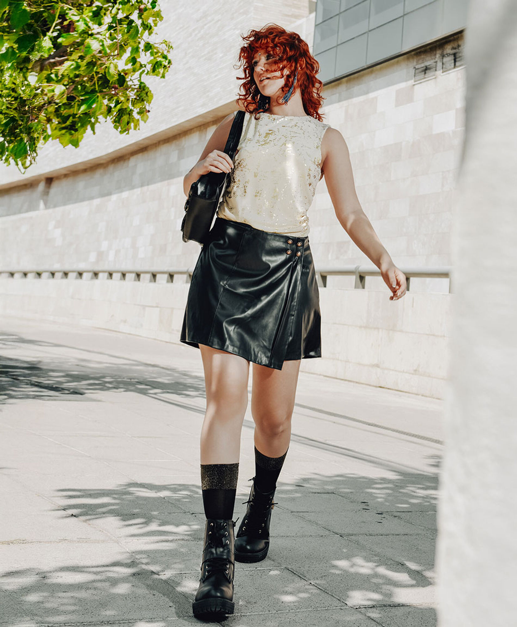 Mini falda mujer botones con short Mini falda mujer botones con short