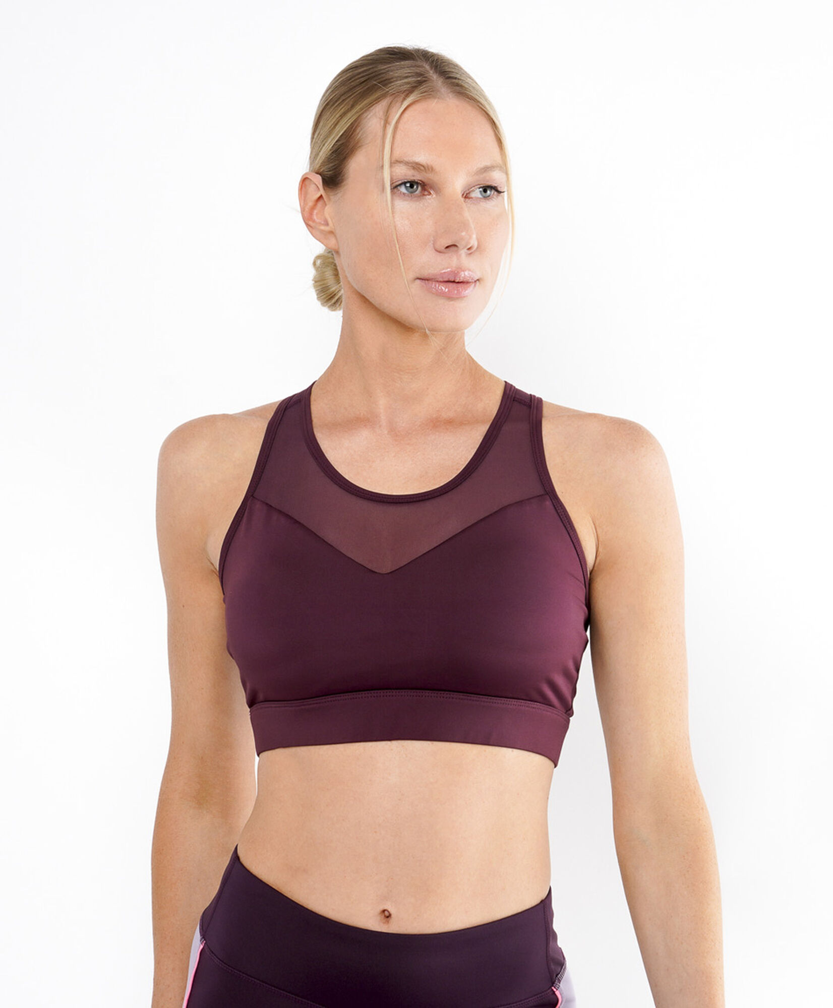 Peto deportivo mujer burdeo Peto deportivo mujer burdeo