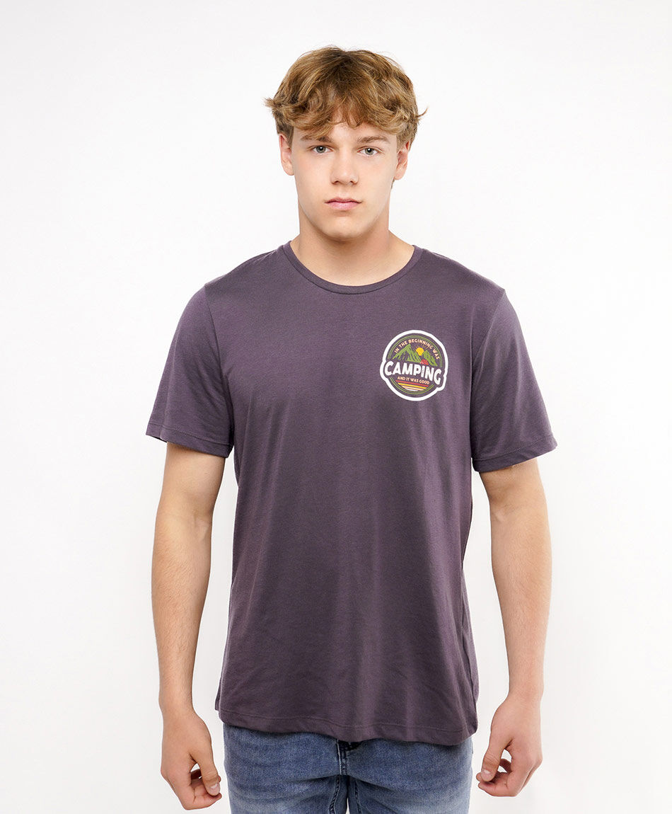 Polera hombre doble estampado camping