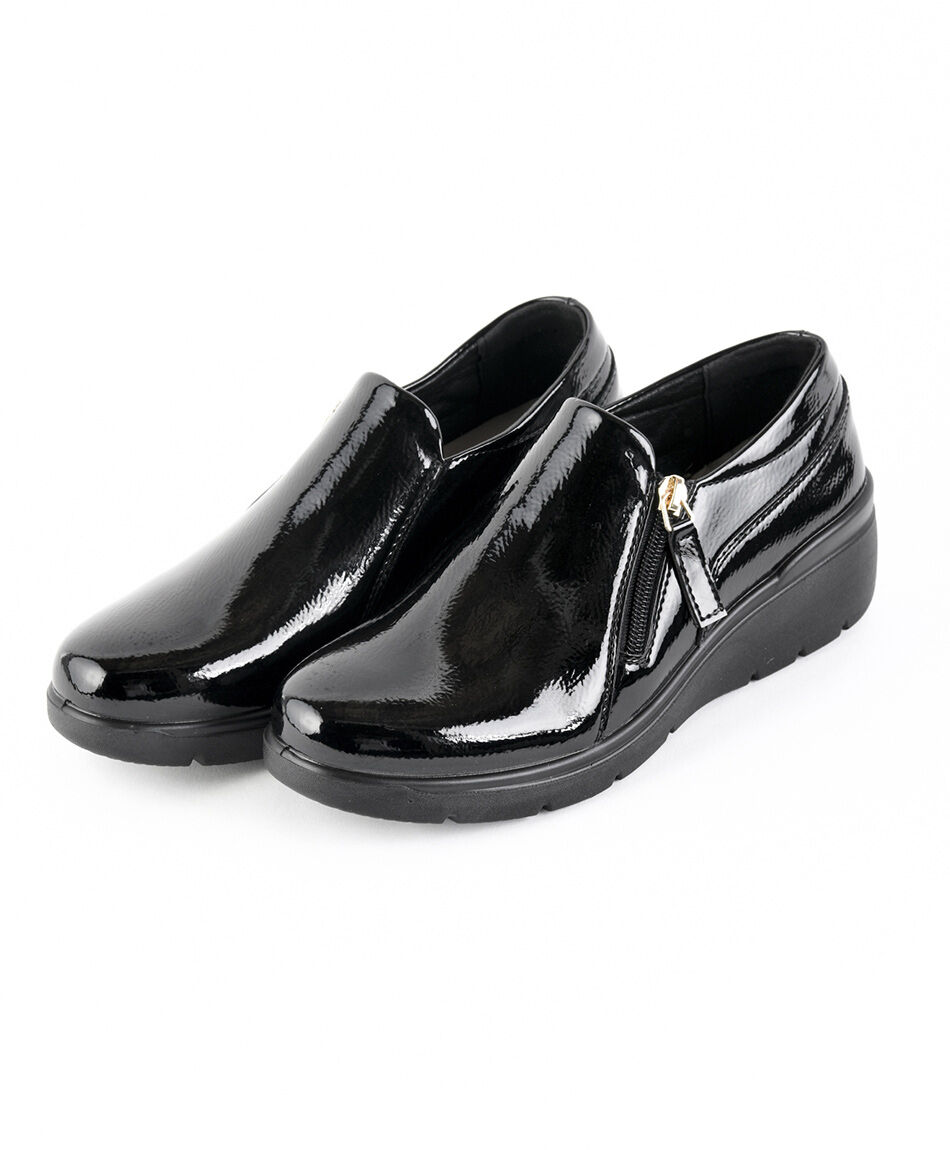 Mocas&iacute;n mujer charol