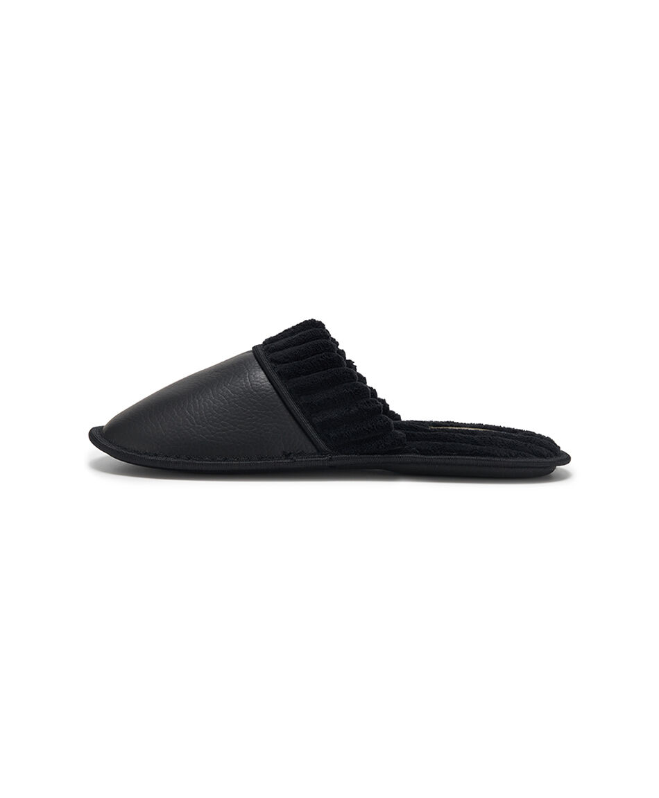 Pantuflas hombre negra relieve