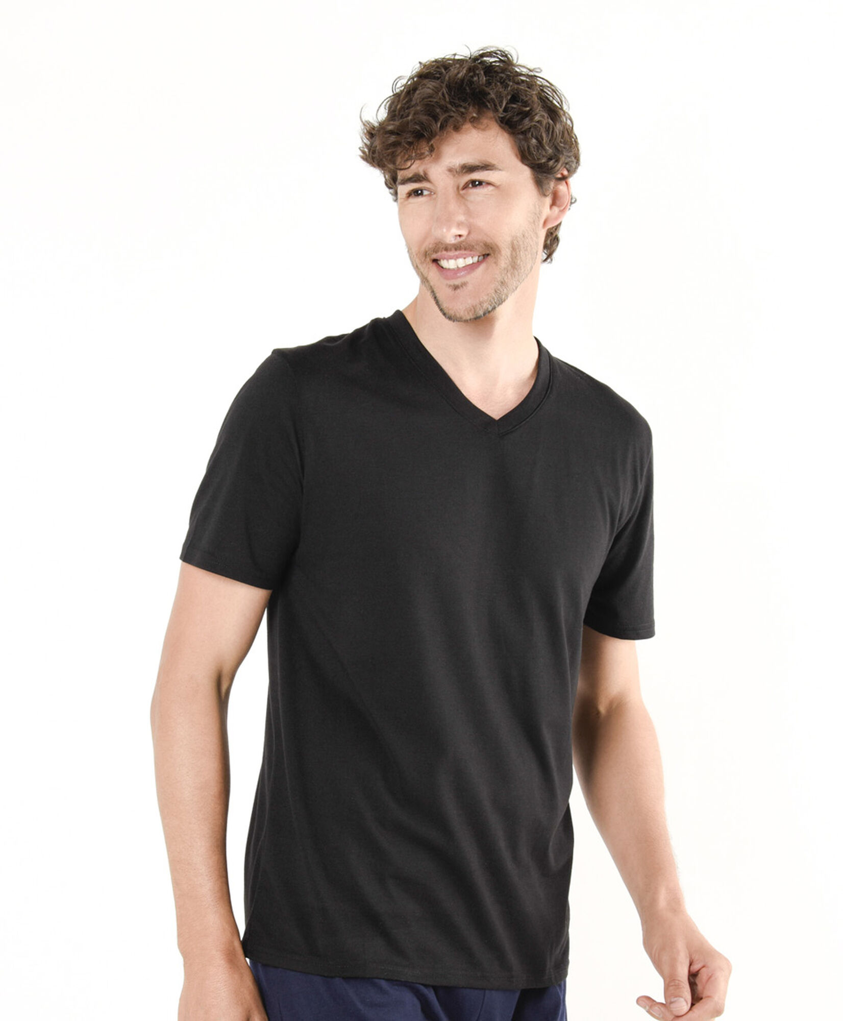 Camiseta hombre cuello en v negra Camiseta hombre cuello en v negra