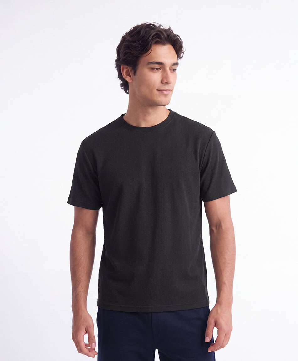 Polera deportiva texturizada negra