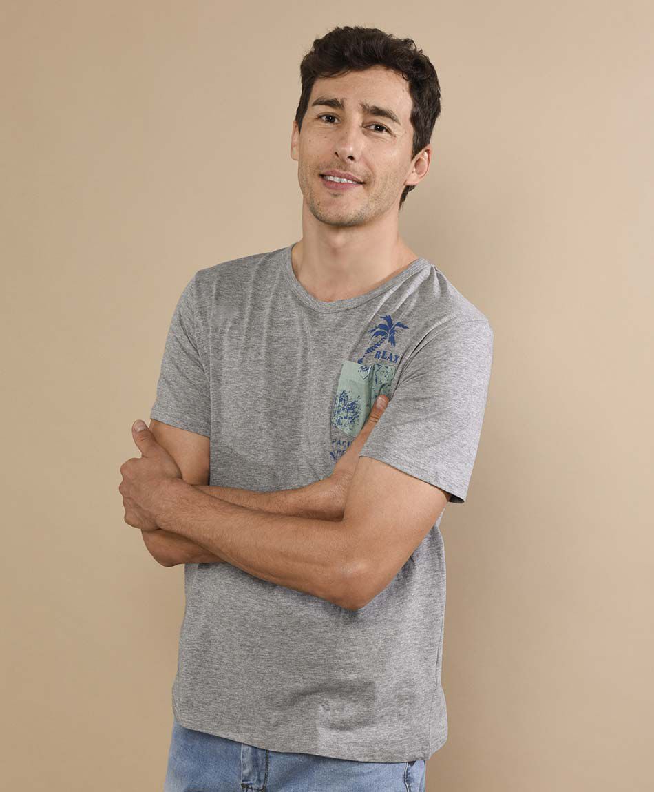 Polera manga corta cuello redondo