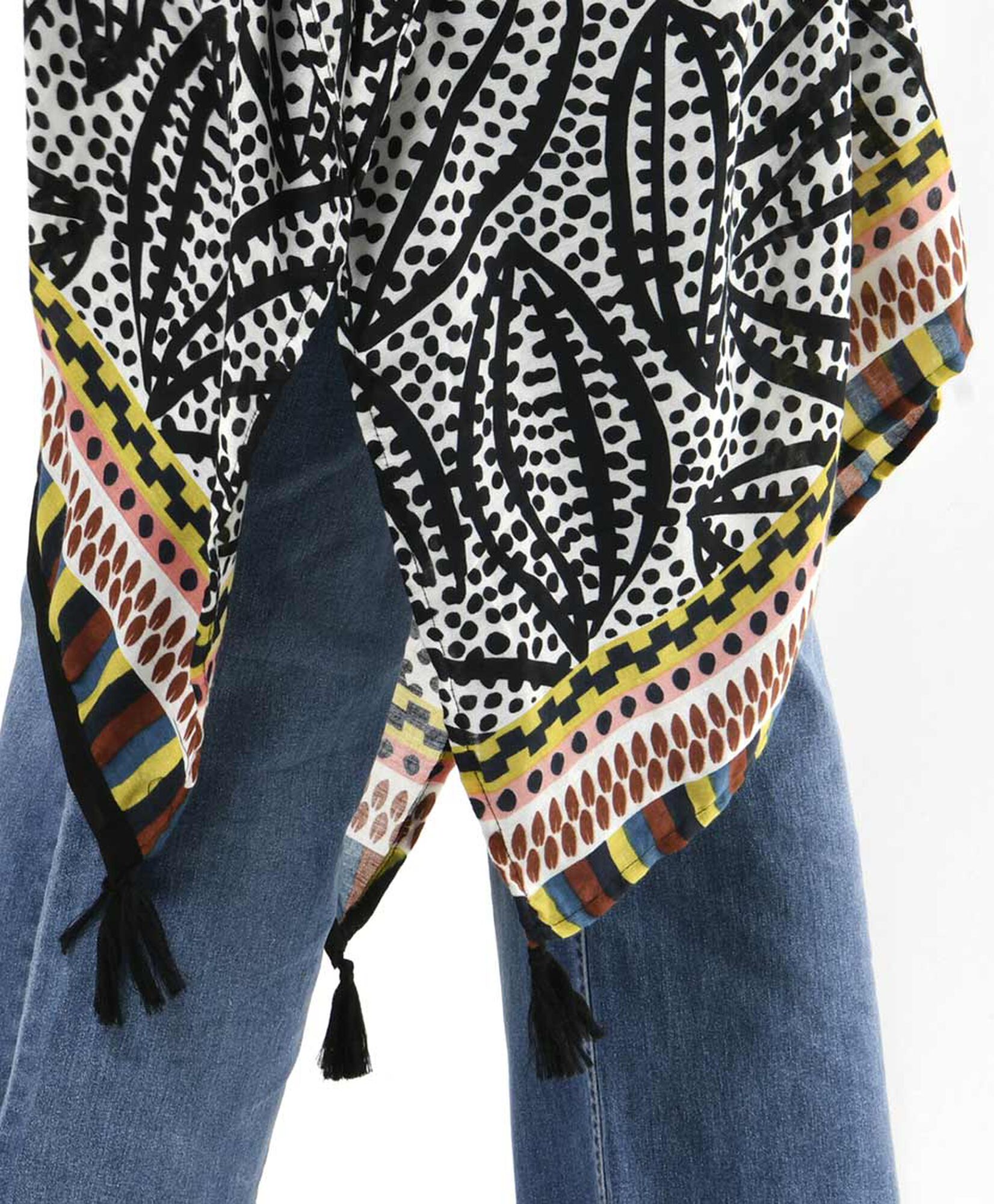 Pareo mujer estampado flecos Pareo mujer estampado flecos