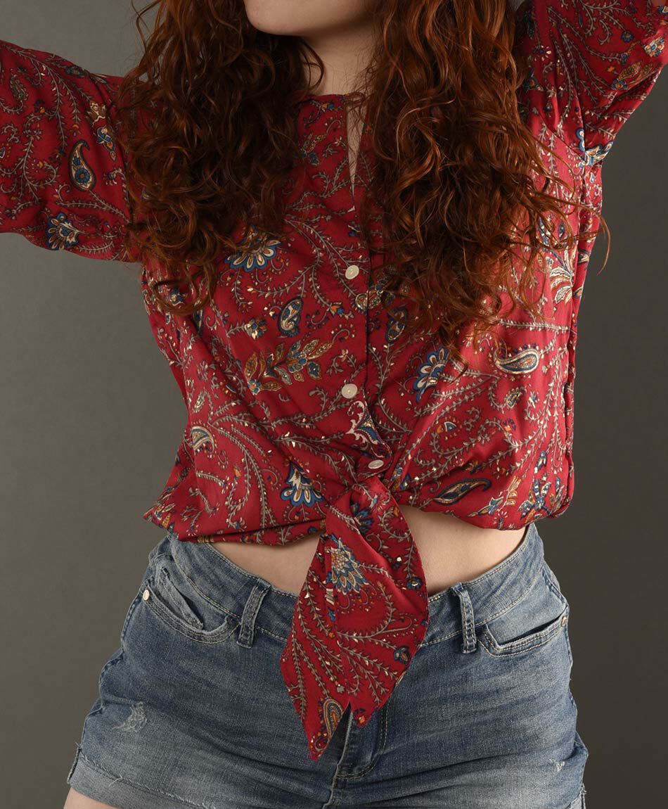 Blusa elast con nudo