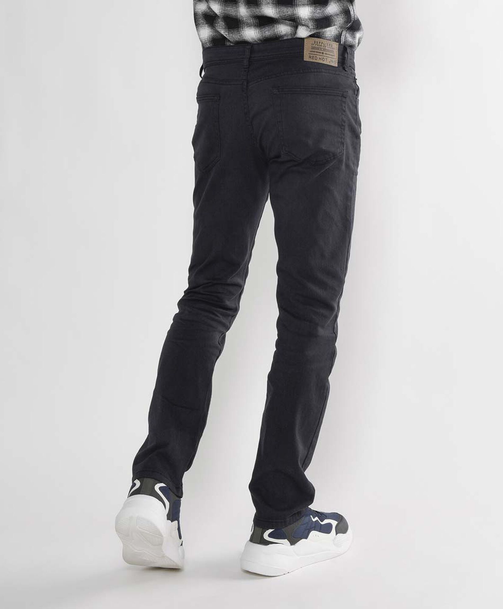 Jeans hombre clásico slim fit Jeans hombre clásico slim fit