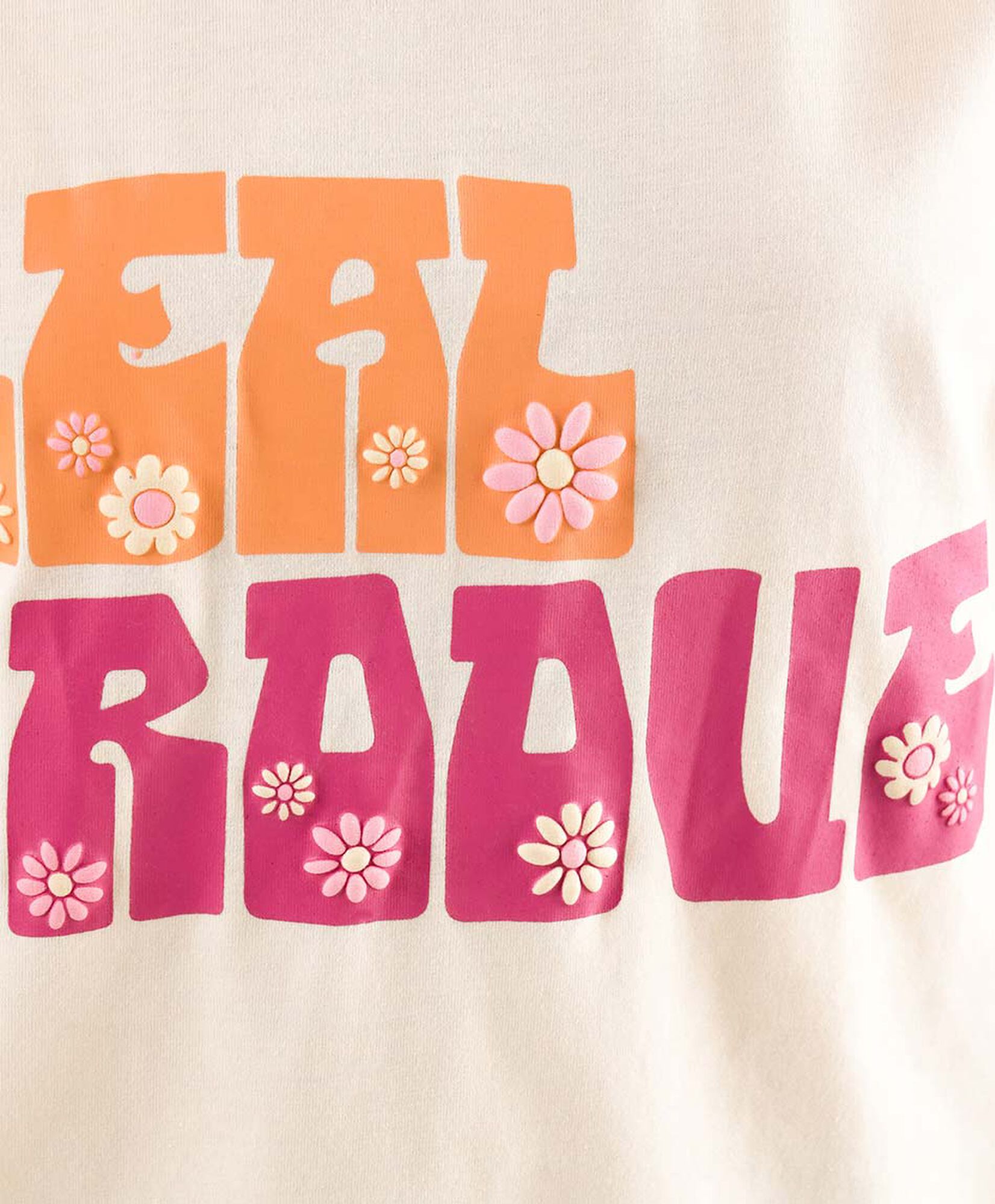 Polera mujer florcitas en texto Polera mujer florcitas en texto