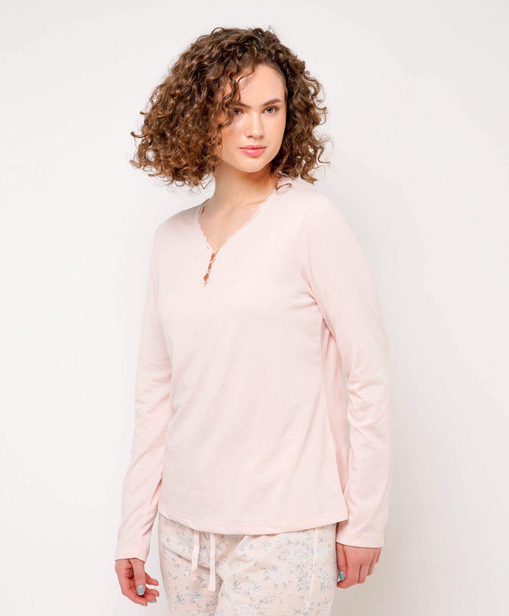 Pijama mujer detalles pink Pijama mujer detalles pink