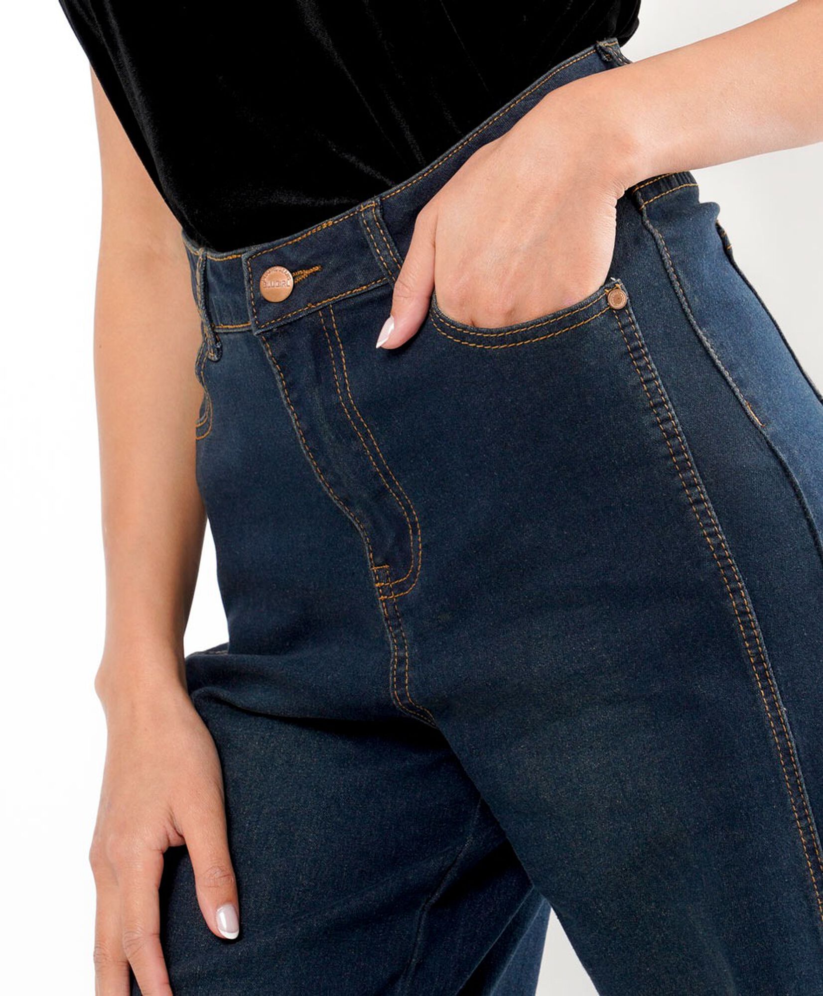 Jeans mujer corte lateral wide Jeans mujer corte lateral wide