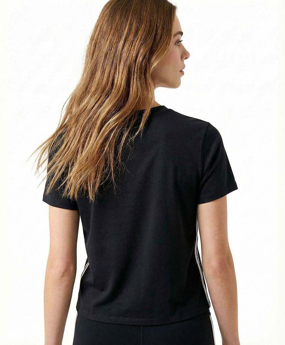 Polera deportiva mujer basic black
