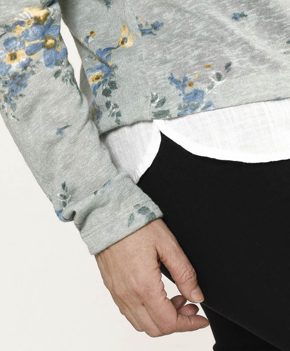 Polera mujer floreada doble basta