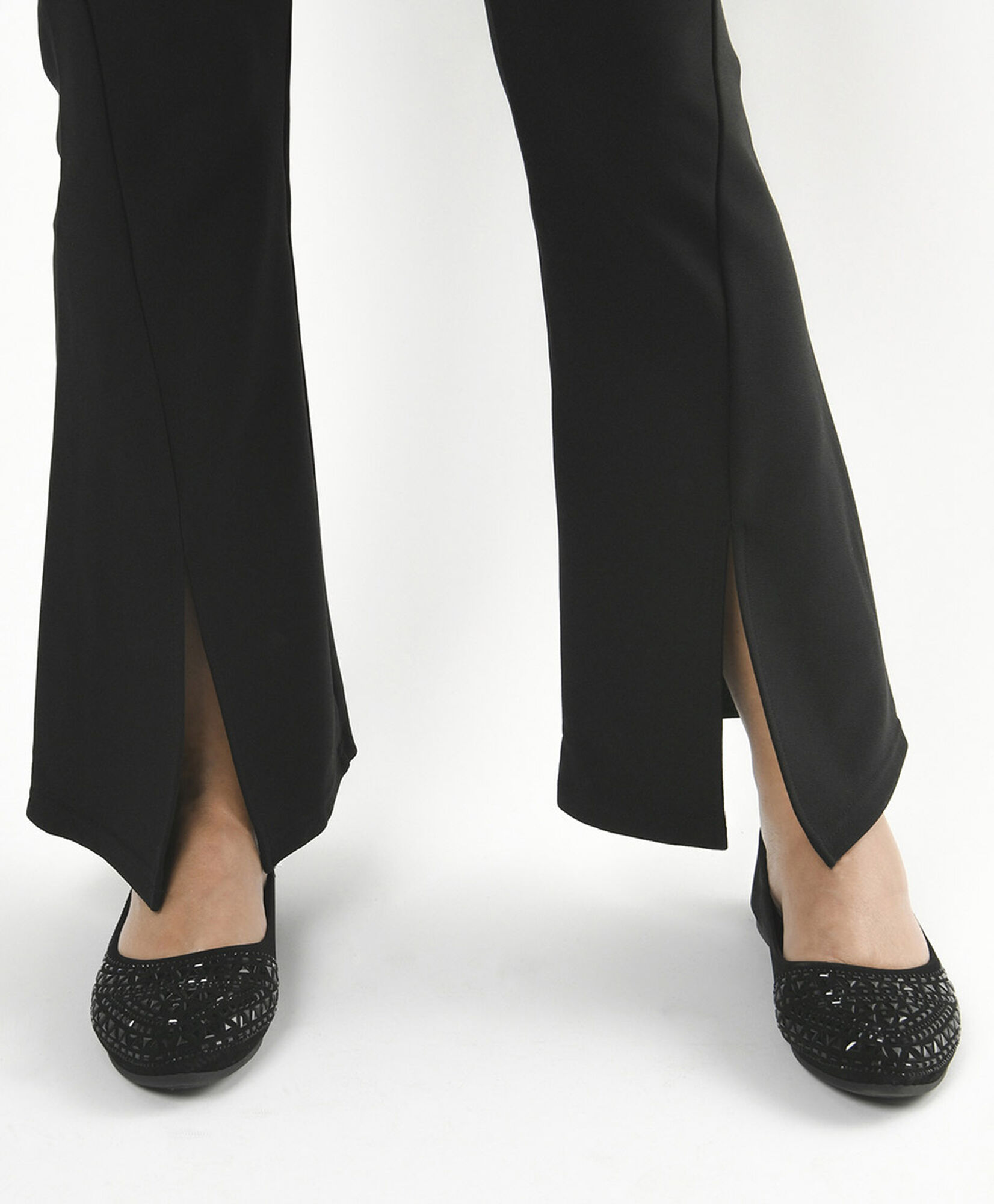 Pantalón mujer flare basta abierta Pantalón mujer flare basta abierta