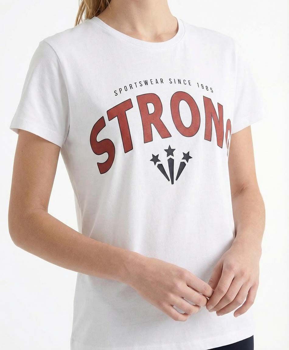Polera deportiva mujer oversize strong