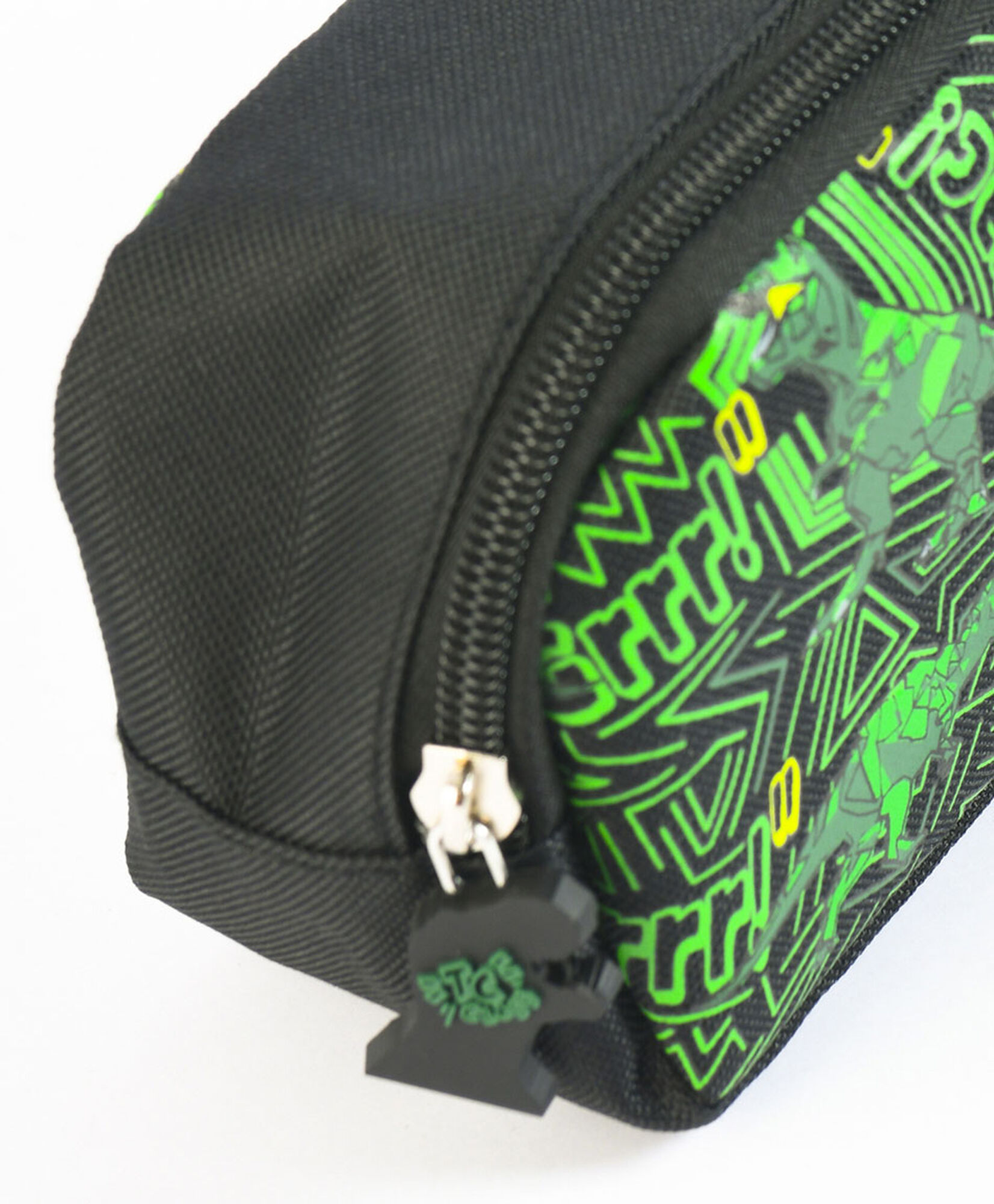 Pack mochila y accesorios escolares dinosaurio Pack mochila y accesorios escolares dinosaurio