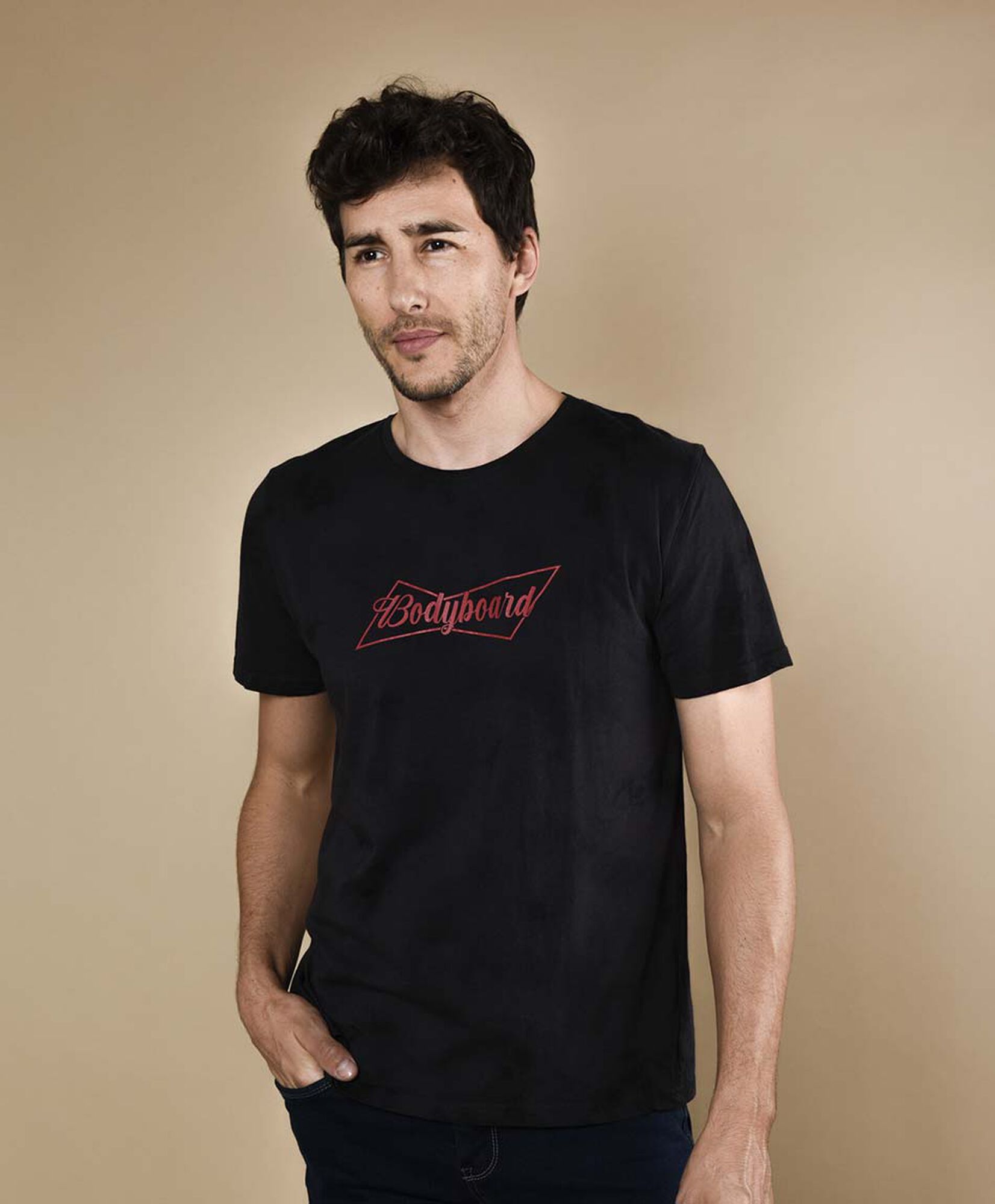 Polera manga corta cuello redondo Polera manga corta cuello redondo
