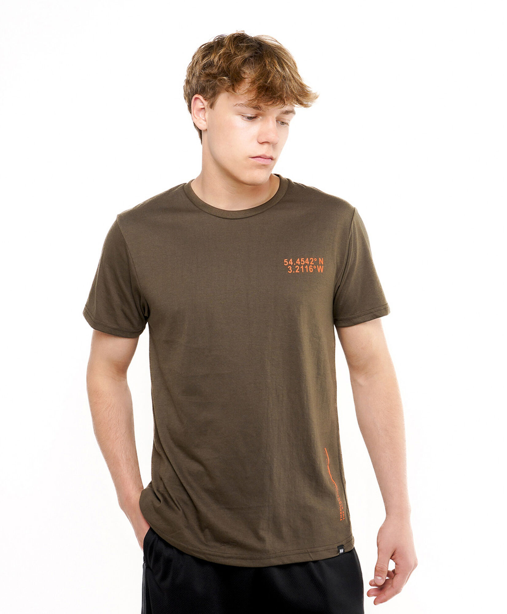 Polera deportiva hombre coordenadas Polera deportiva hombre coordenadas