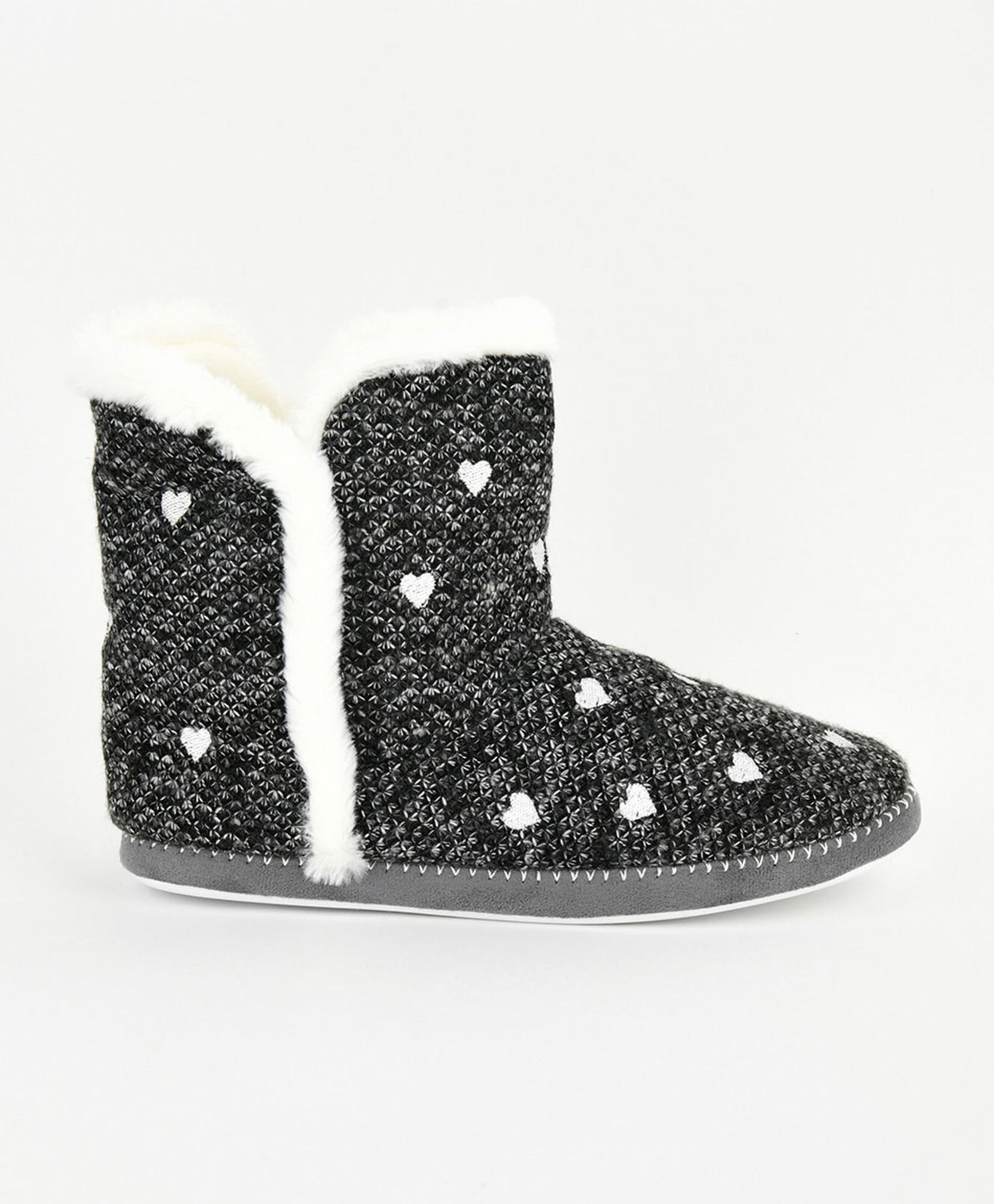 Pantufla mujer corazones caña alta Pantufla mujer corazones caña alta