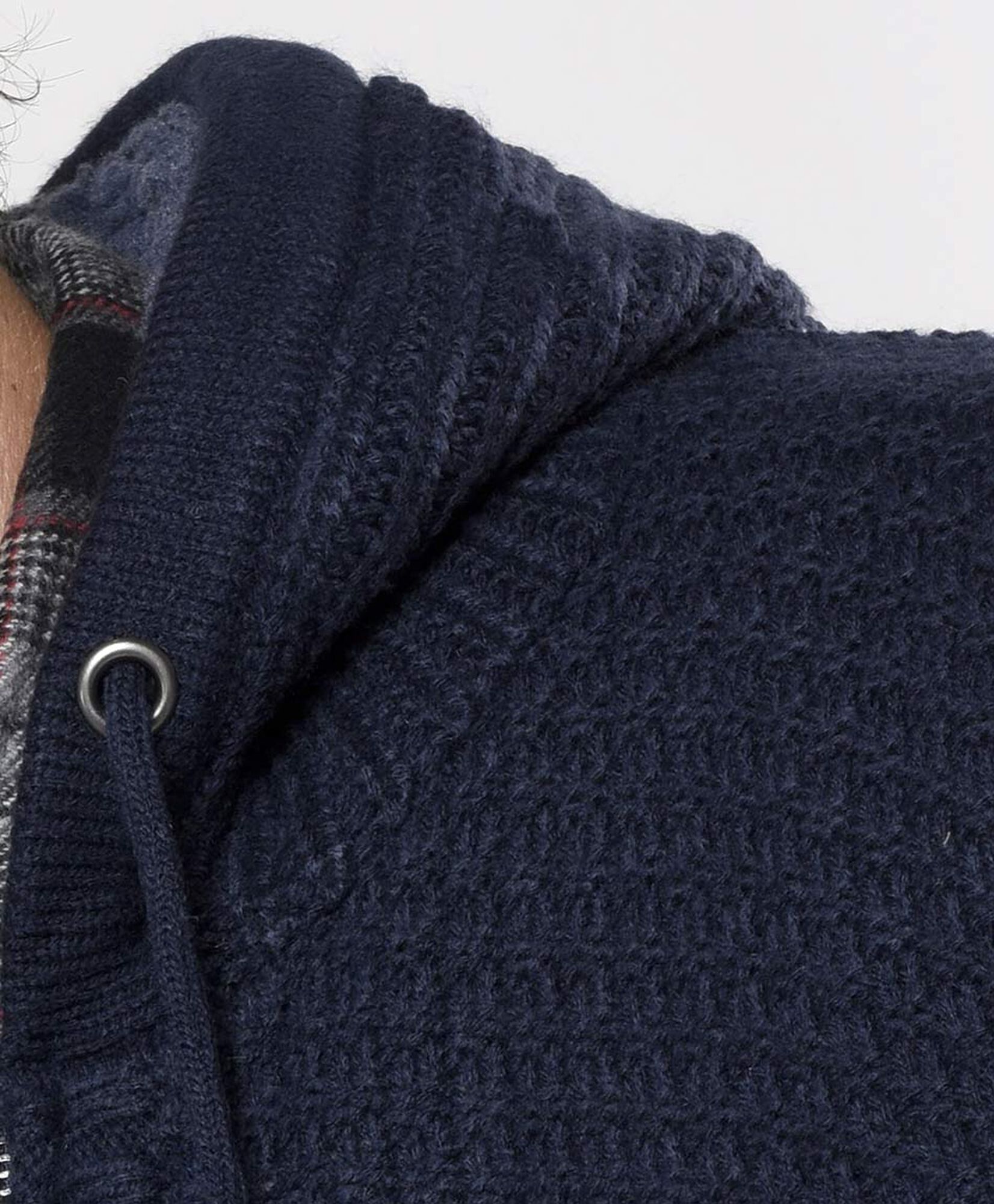 Sweater hombre texturizado capucha Sweater hombre texturizado capucha