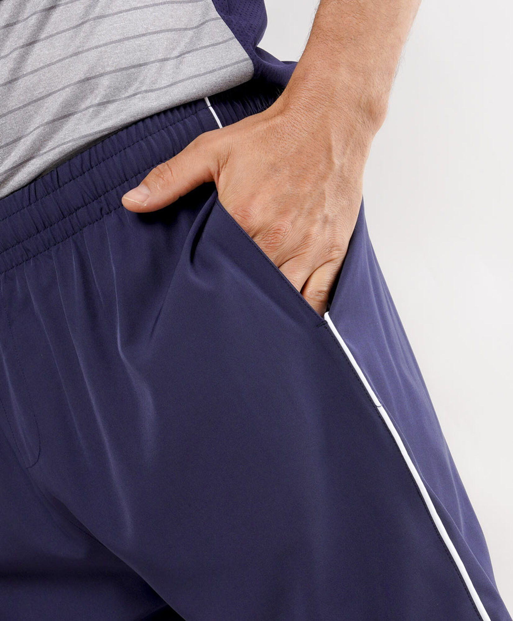 Short deportivo hombre piping navy Short deportivo hombre piping navy