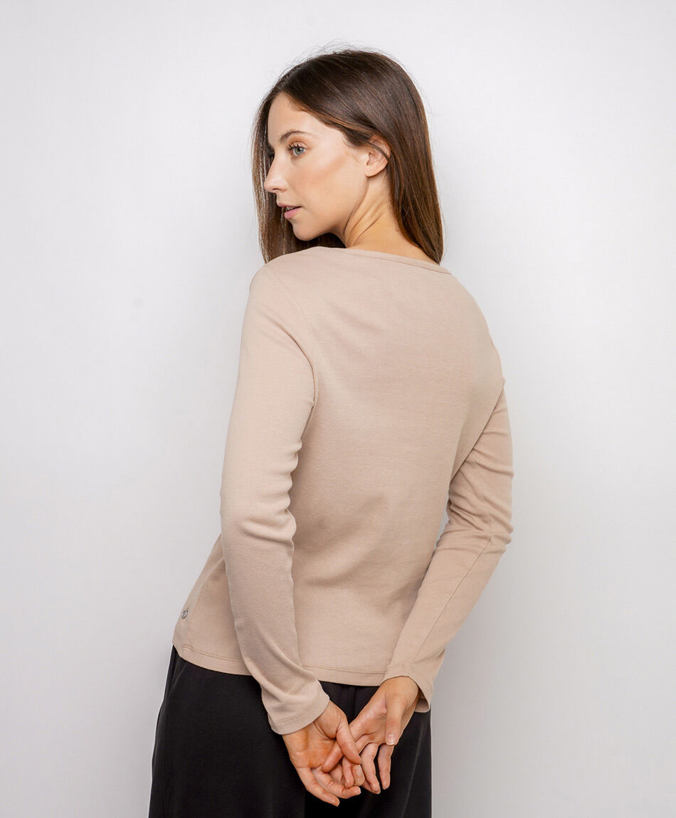 Polera mujer manga larga cl&aacute;sica beige