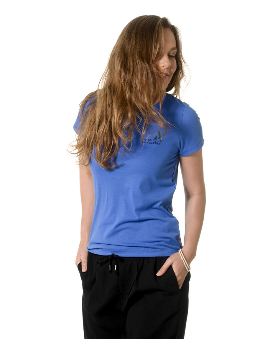 Polera bordada margaritas