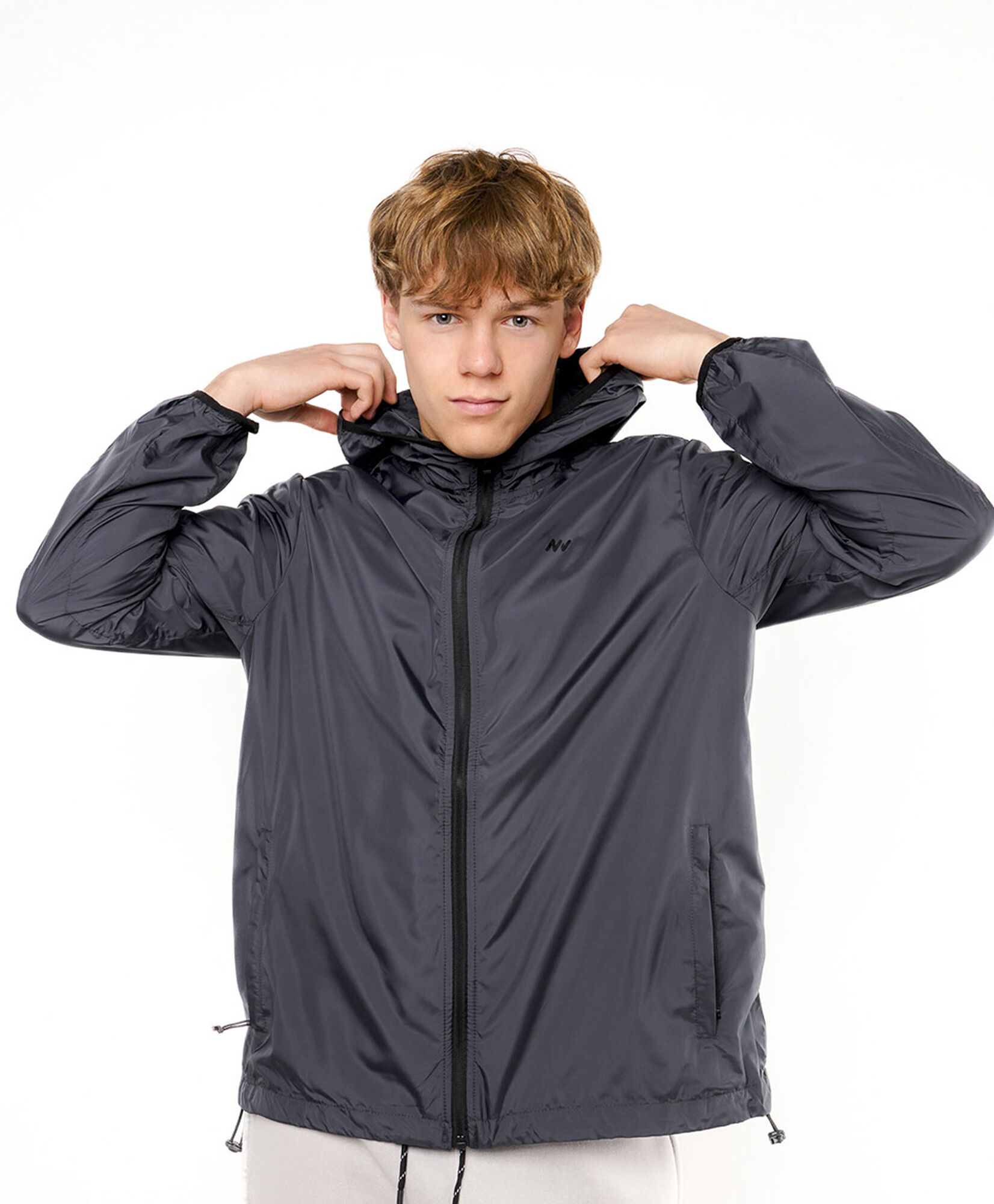 Chaqueta deportiva hombre básica Chaqueta deportiva hombre básica