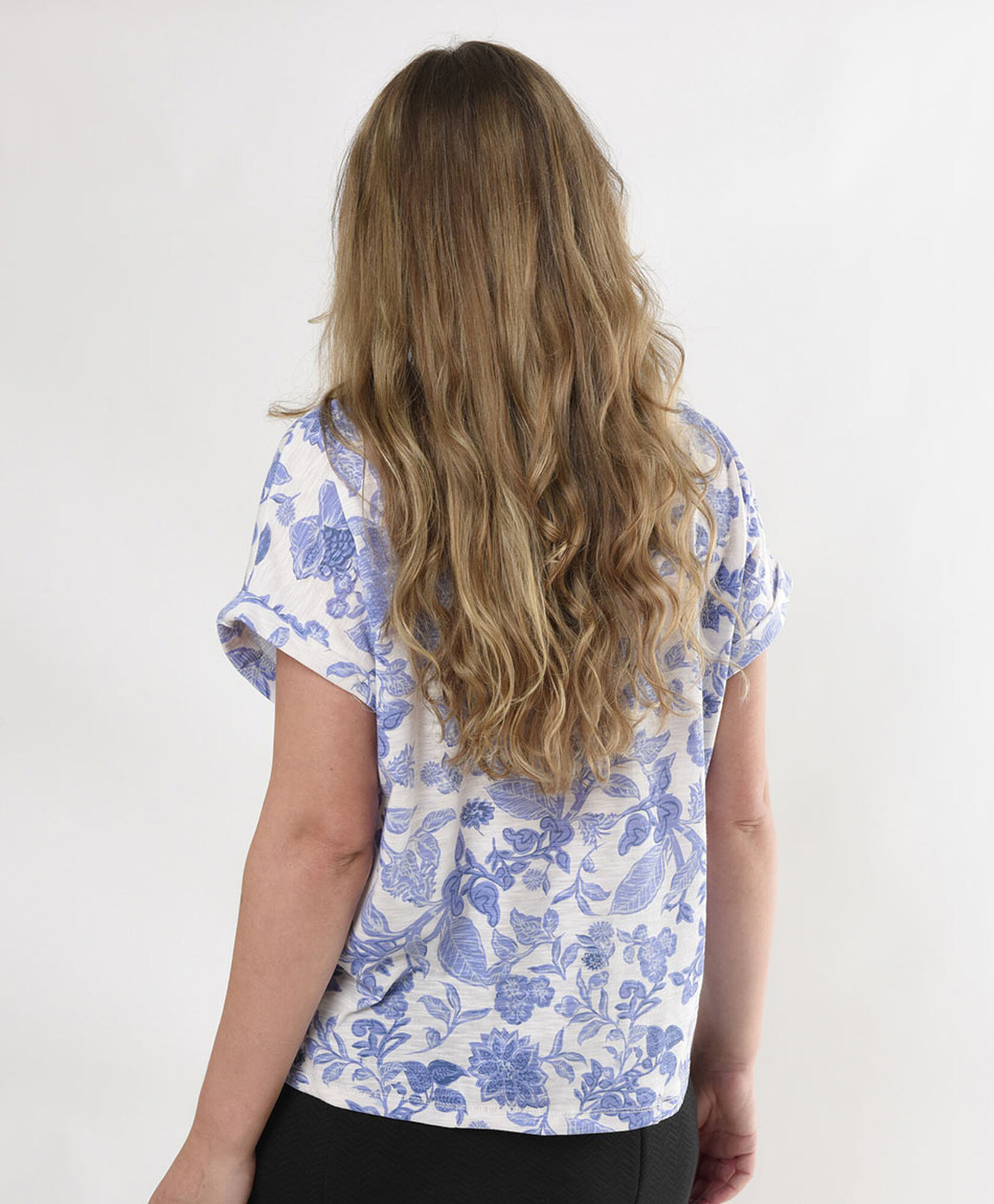 Polera mujer jaspeada floral oversize Polera mujer jaspeada floral oversize