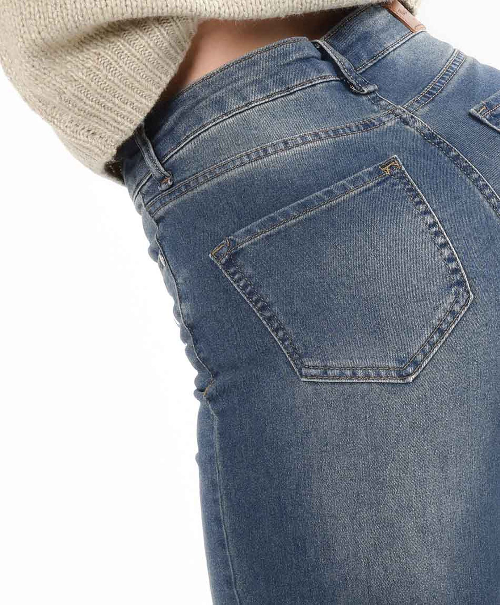 Jeans mujer basta abierta flare Jeans mujer basta abierta flare