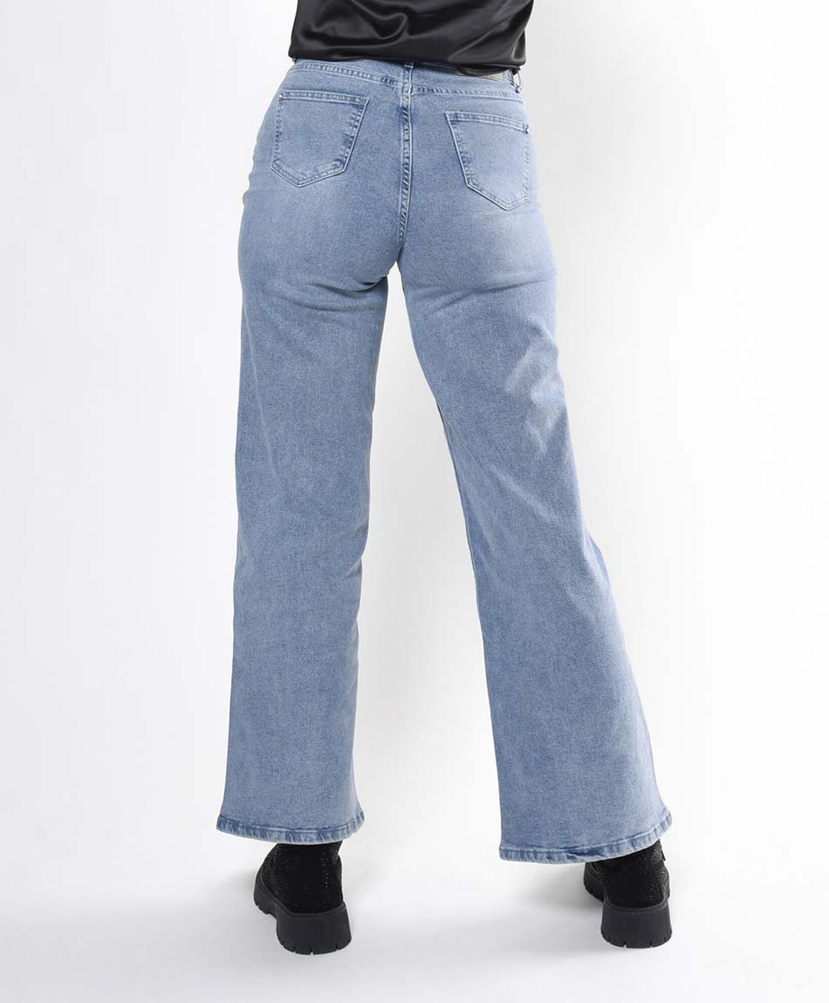 Jeans mujer piedritas wide Jeans mujer piedritas wide