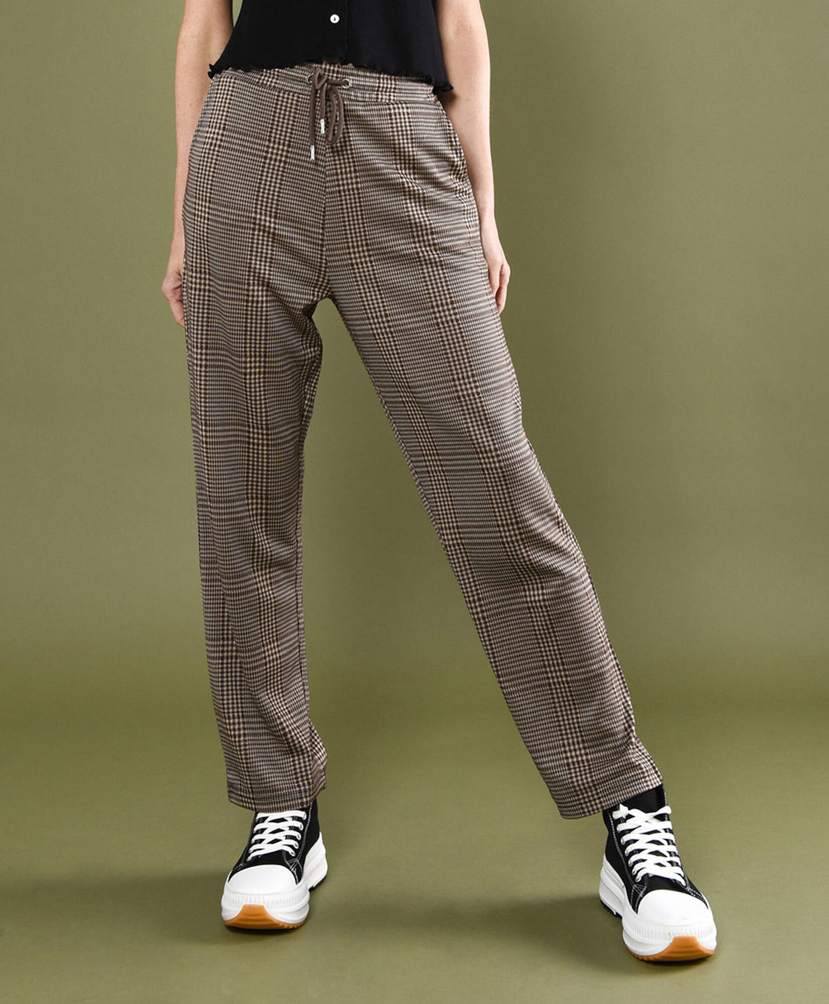 Pantalón mujer tiro alto comfy escocés Pantalón mujer tiro alto comfy escocés