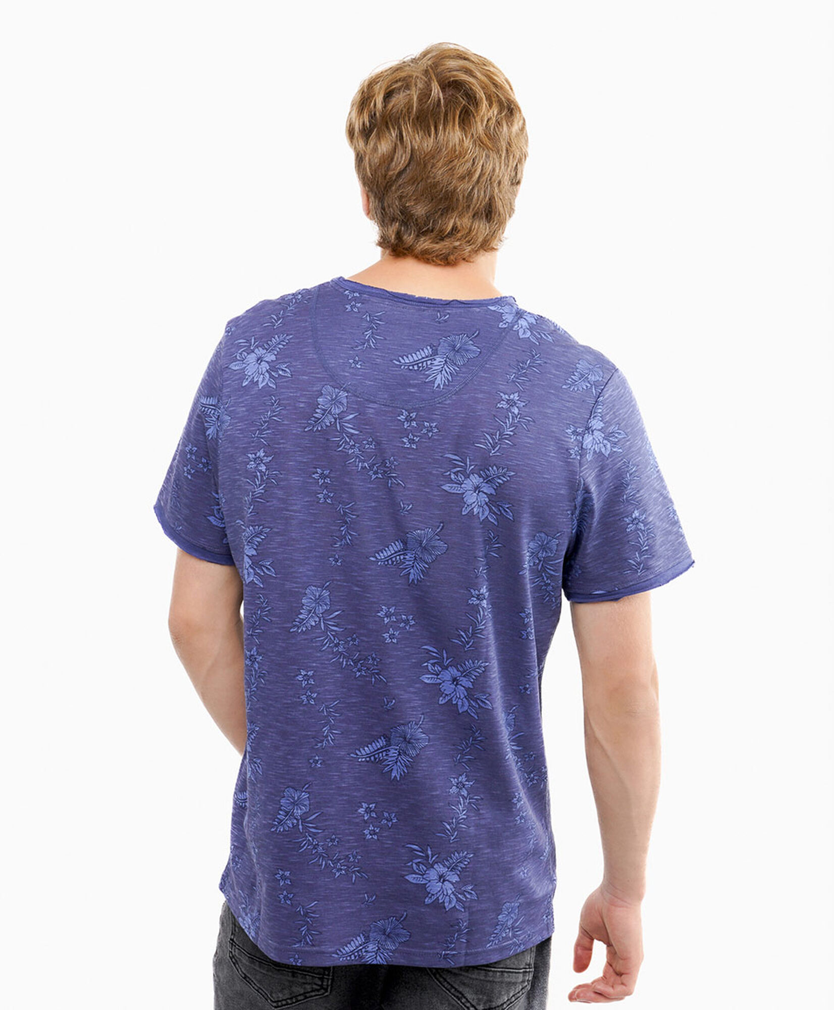 Polera hombre minimal move Polera hombre minimal move