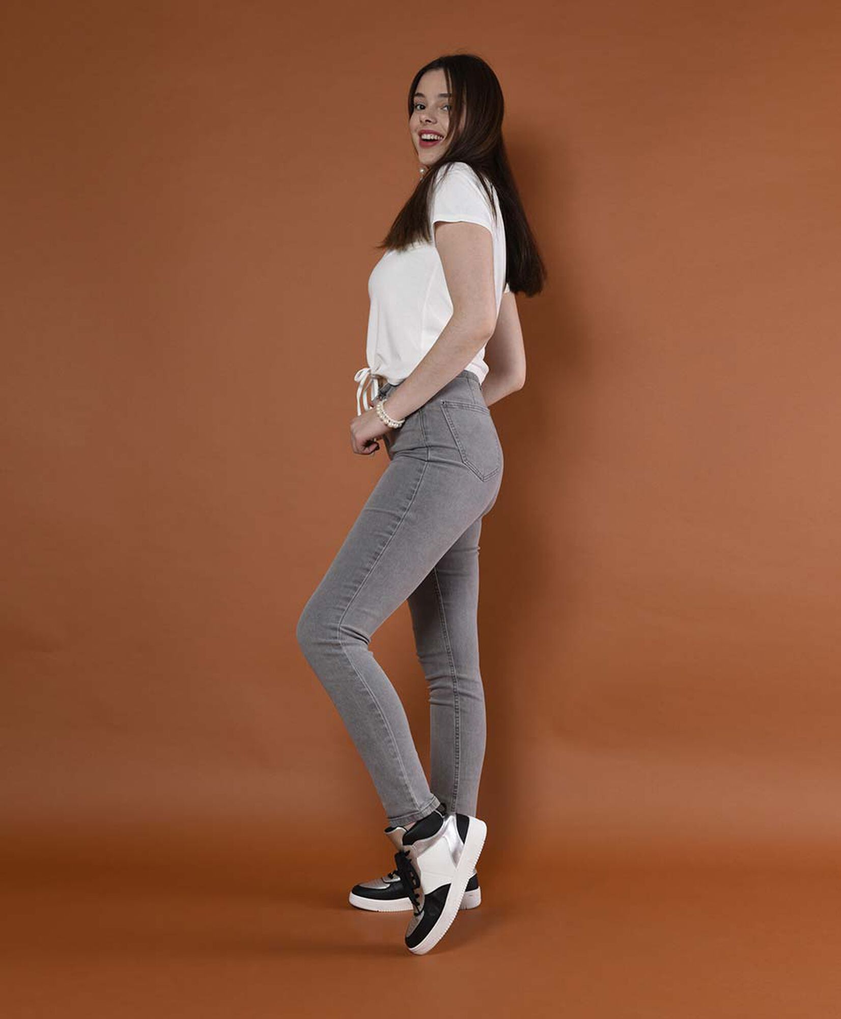 Jeans tiro alto skinny fit Jeans tiro alto skinny fit