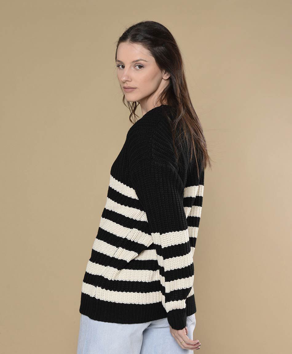 Sweater mujer bicolor l&iacute;neas horizontales oversize