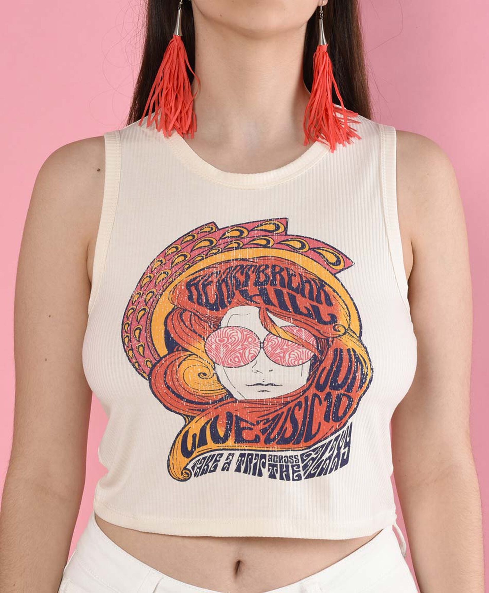 Polera ajustada sin mangas cuello redondo Polera ajustada sin mangas cuello redondo