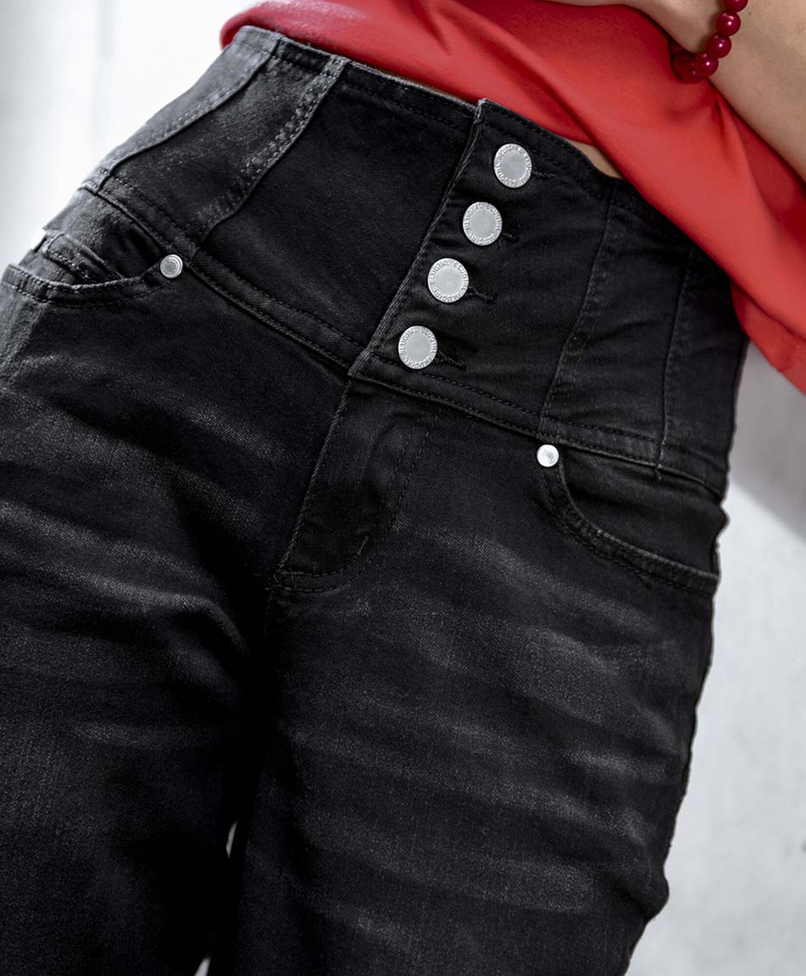 Jeans mujer botones flare Jeans mujer botones flare