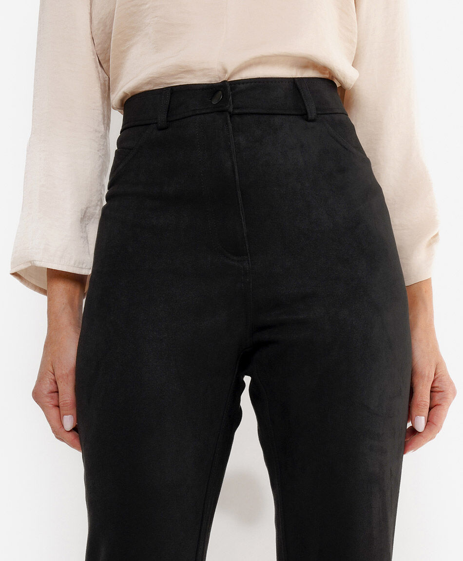 Pantal&oacute;n mujer estilo suede
