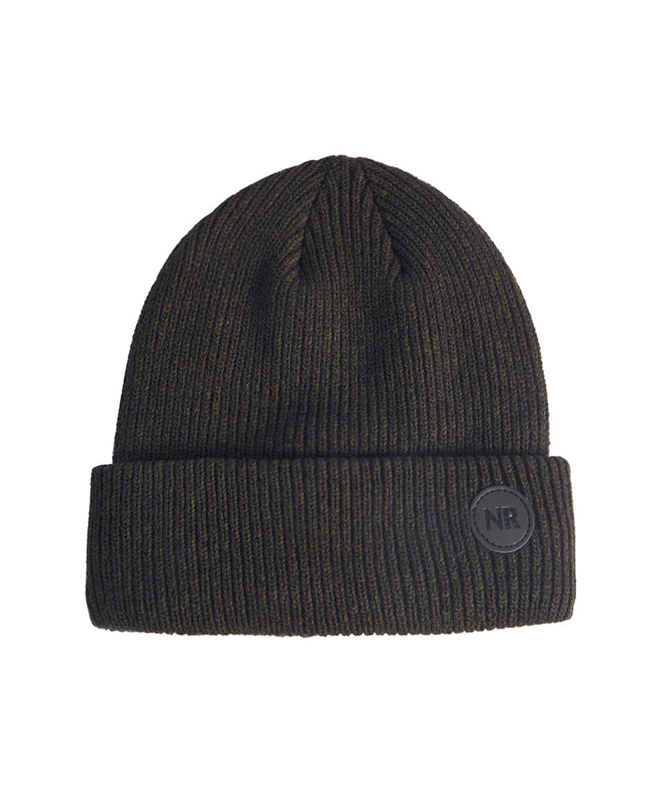 Gorro hombre look versatil