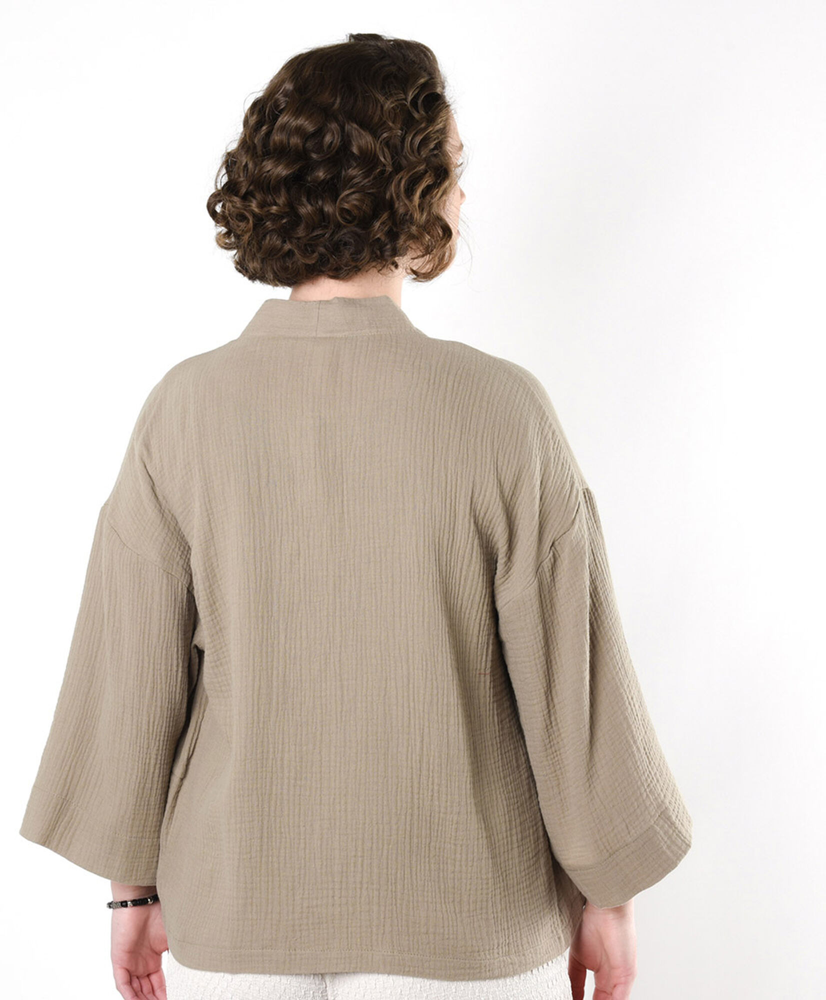 Kimono mujer texturizado Kimono mujer texturizado