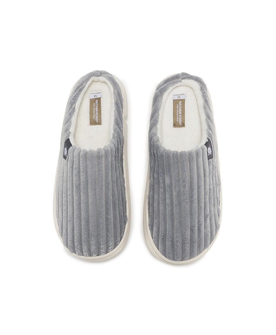Pantufla hombre l&iacute;neas suave