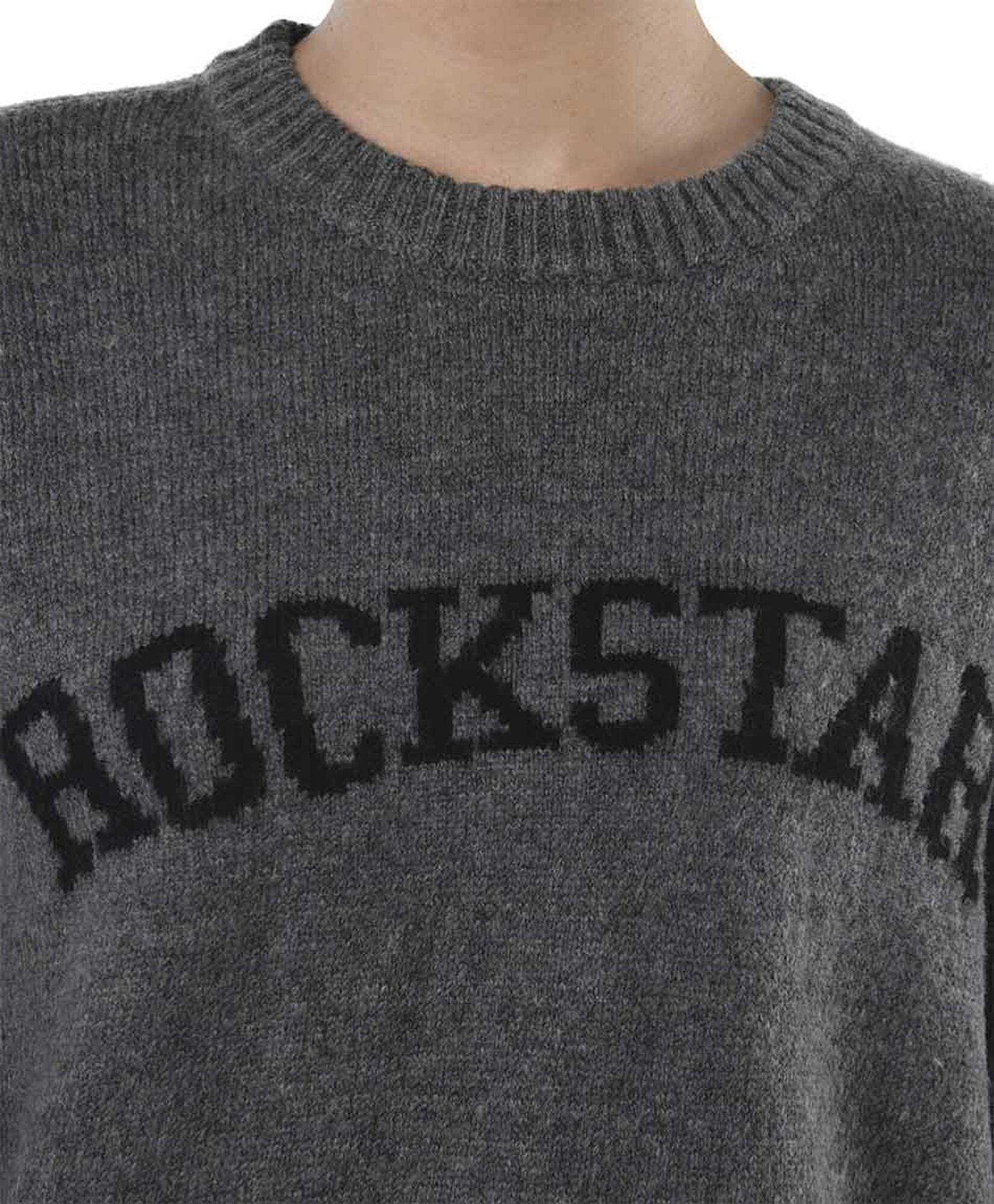 Sweater mujer rockstar Sweater mujer rockstar