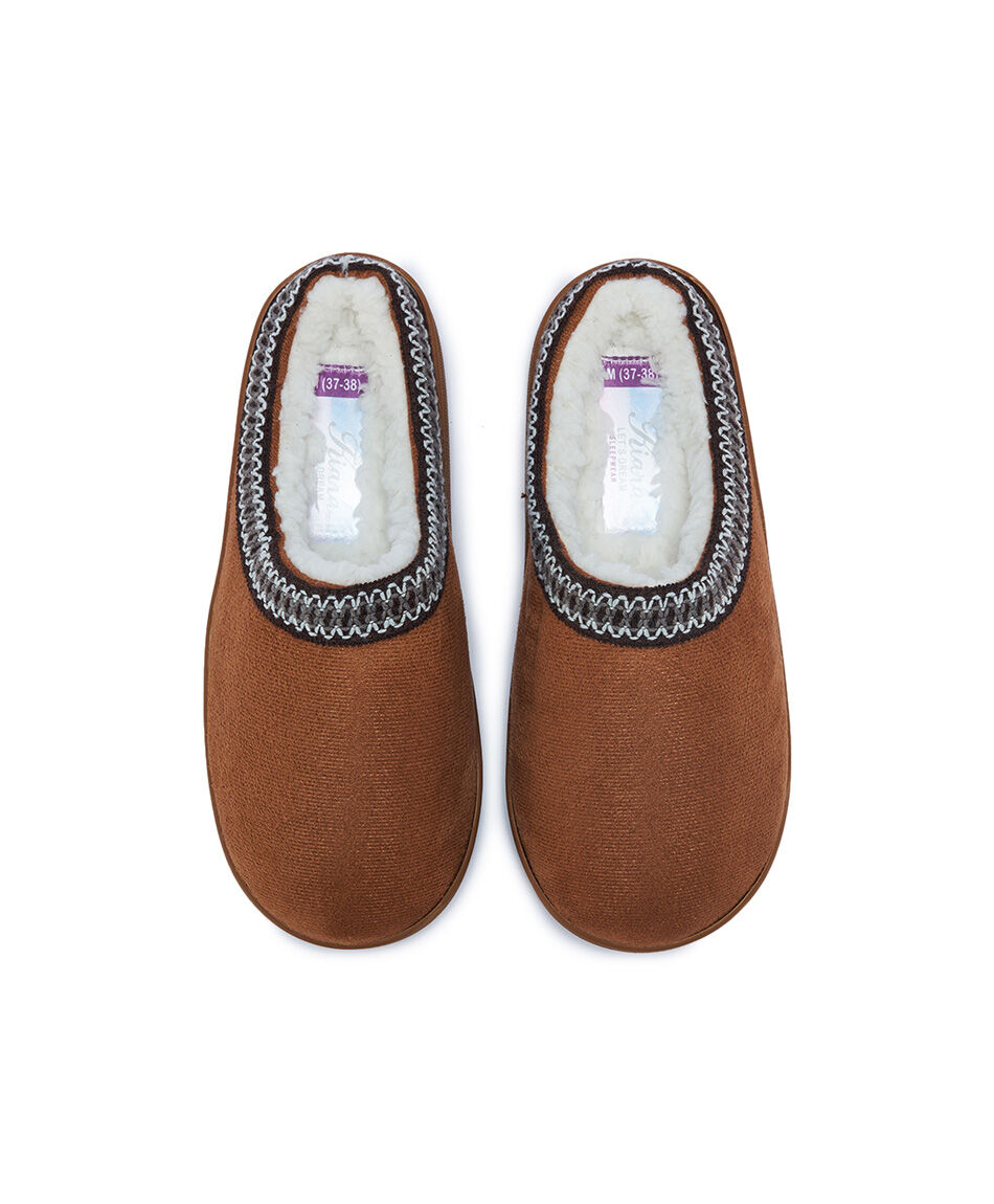 Pantuflas mujer bordados